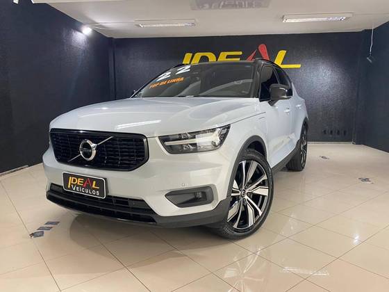 VOLVO XC40 1.5 T5 RECHARGE R-DESIGN GEARTRONIC